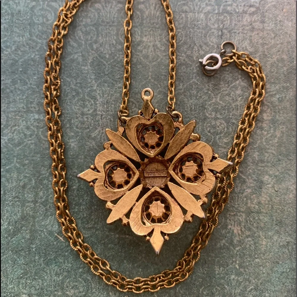 Florenza Vintage Estate Gray & Black Stone Gold Tone Ornate Designer Necklace - Picture 8 of 9